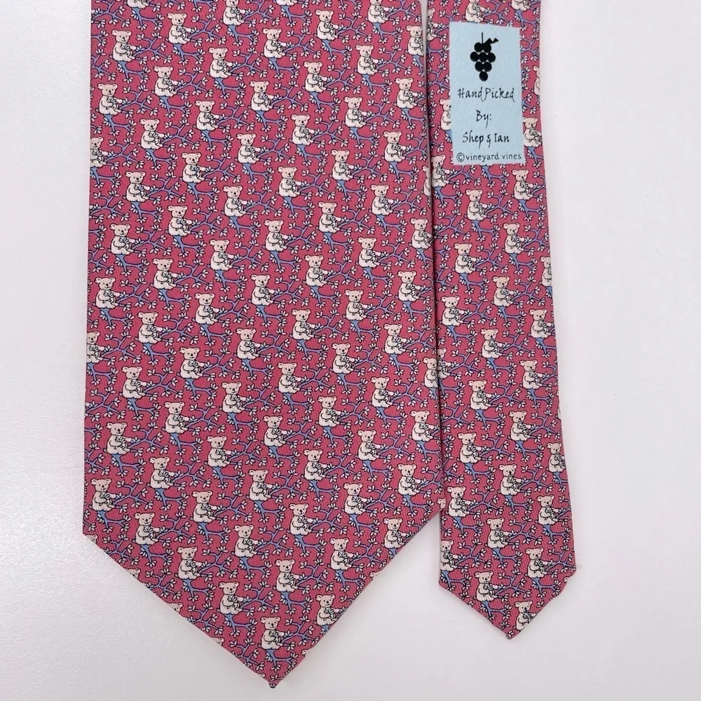Vineyard Vines Vineyard Teddy Silk Tie office travel